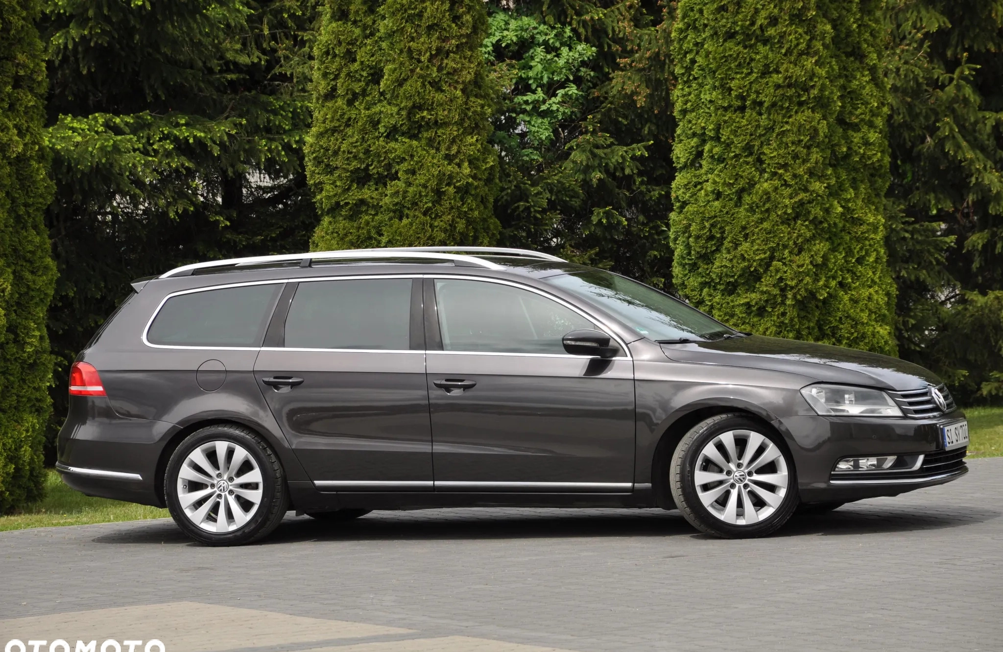 Volkswagen Passat cena 39900 przebieg: 240000, rok produkcji 2011 z Zawadzkie małe 781